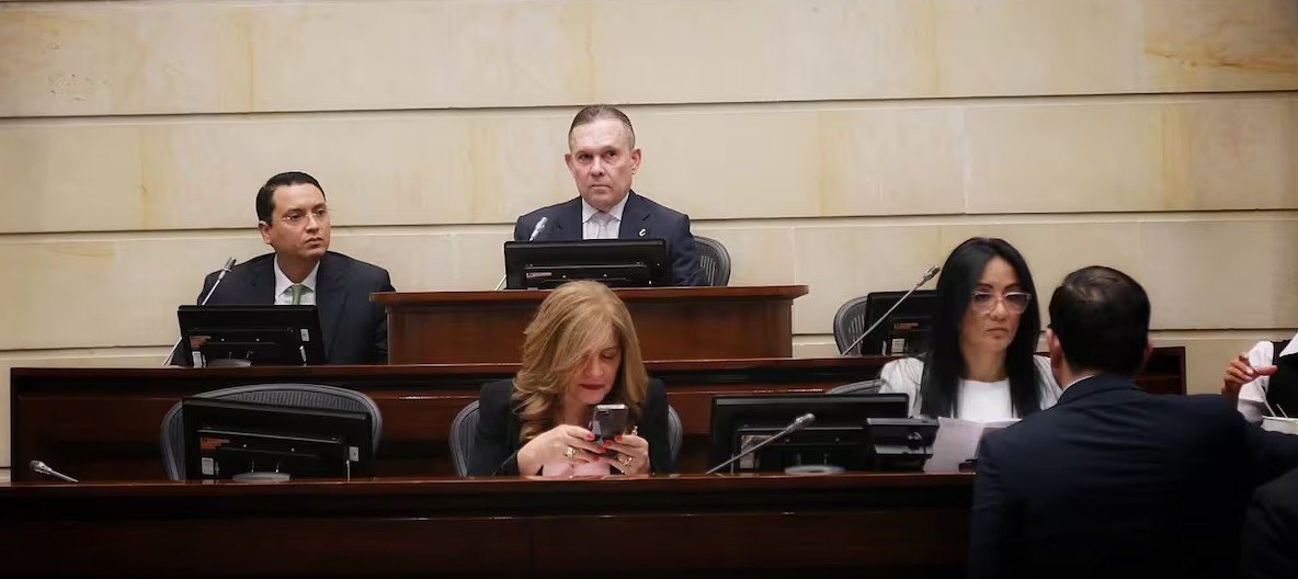 Refuerzan seguridad en el Senado ante presunto intento de fraude electoral