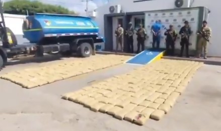 ¡Cayó camión cisterna con más de media tonelada de marihuana en ruta hacia La Guajira!