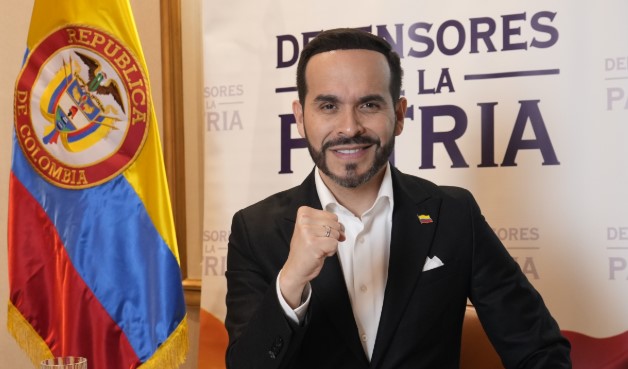 De La Espriella propone “mano de hierro” al estilo Bukele y cita a Uribe como referente de su plan de gobierno