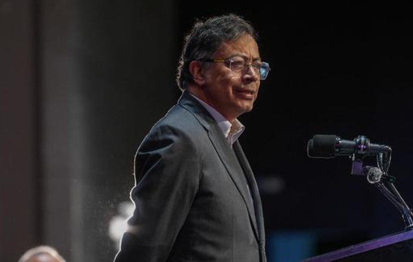 Petro pide a los wayúu bloquear salida de carbón hacia Israel y solicita a Suiza sancionar a Glencore