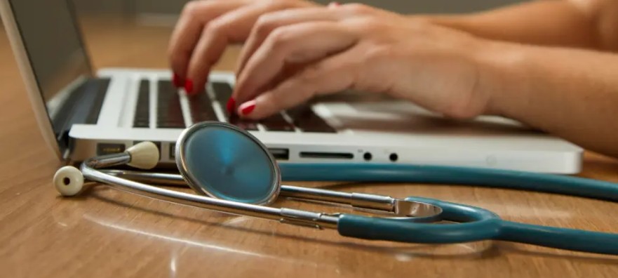 Aumentan los reclamos en salud en Colombia durante el primer semestre de 2025