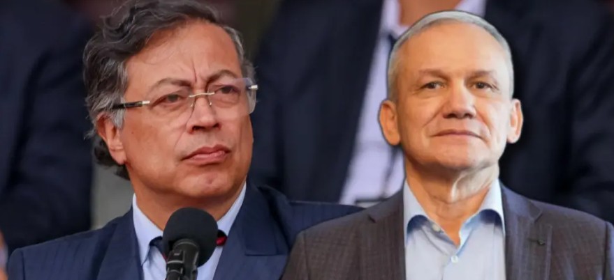 Petro se desmarca de Carlos Ramón González y apunta a Claudia López: “Entró al Gobierno como militante de Alianza Verde”