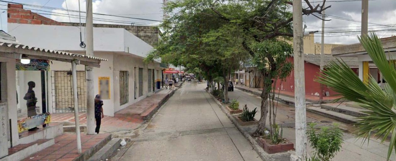 Atacan almacén de ropa en Costa Hermosa a bala