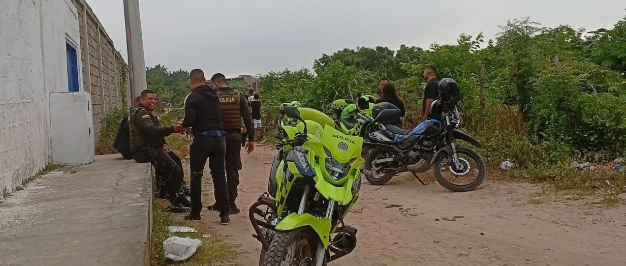Hallan cadáver de un hombre amarrado y envuelto en bolsas en Malambo
