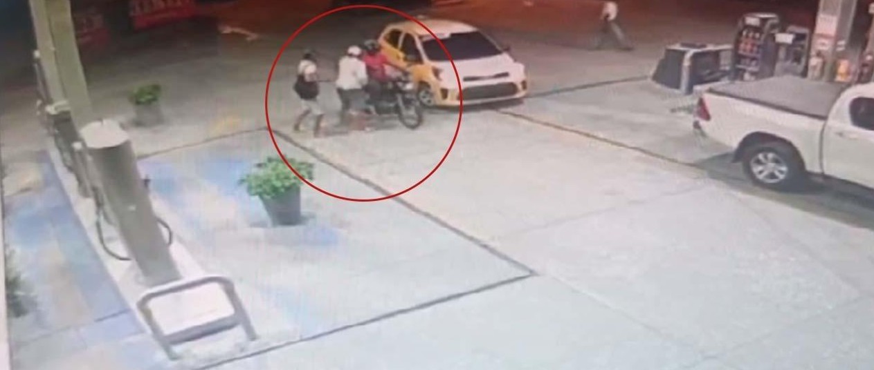 Ladrones alcanzaron a robar bolso con dinero a concejal de Soledad