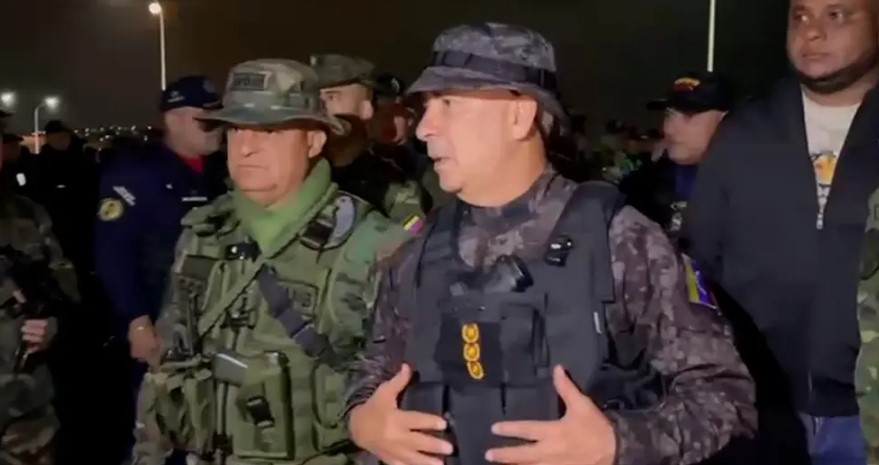 Gobernador de Táchira arremete contra Uribe tras propuesta de intervención internacional en Venezuela