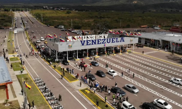 Cierran parcialmente la frontera entre Venezuela y Colombia cerca de Cúcuta