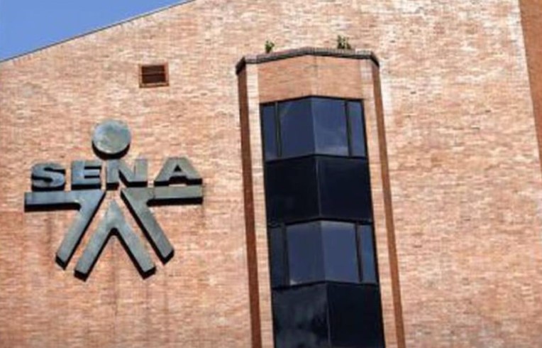 ¡Bajo la lupa! Exfuncionario del SENA en el ojo del huracán por millonario contrato irregular